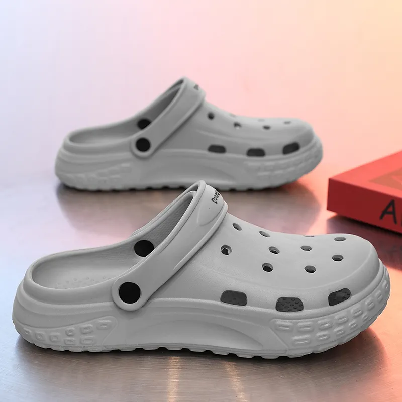 Budding Bear Clogs Men-6