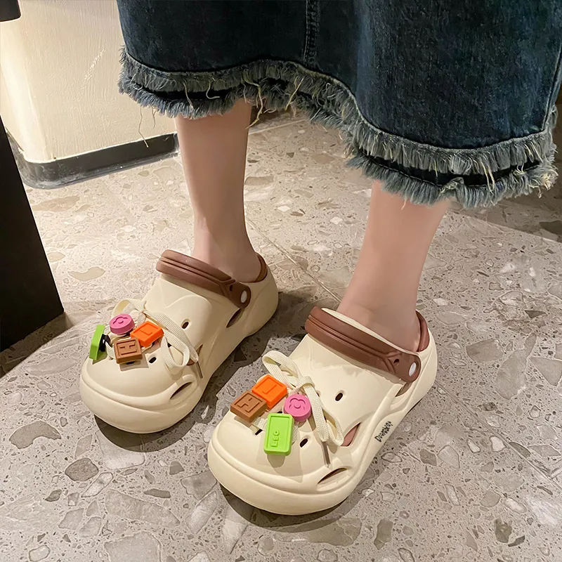 Budding Bear Clogs Women's-2