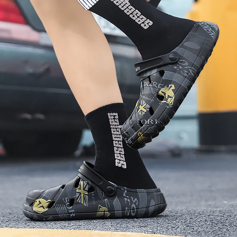 Budding Bear Clogs Men-4