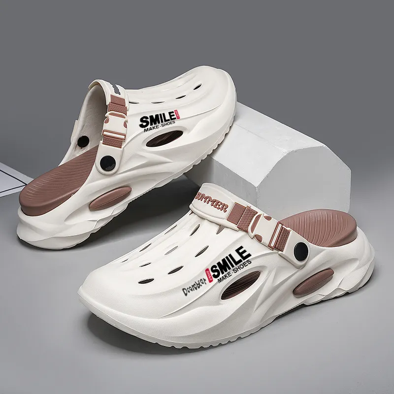 Budding Bear Clogs Unisex-7