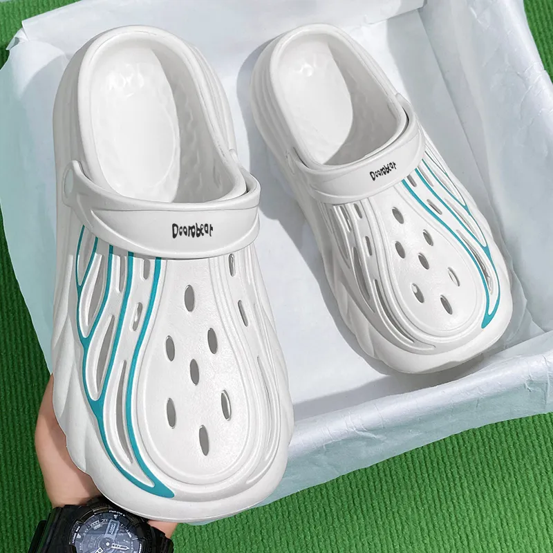 Budding Bear Clogs Men-2