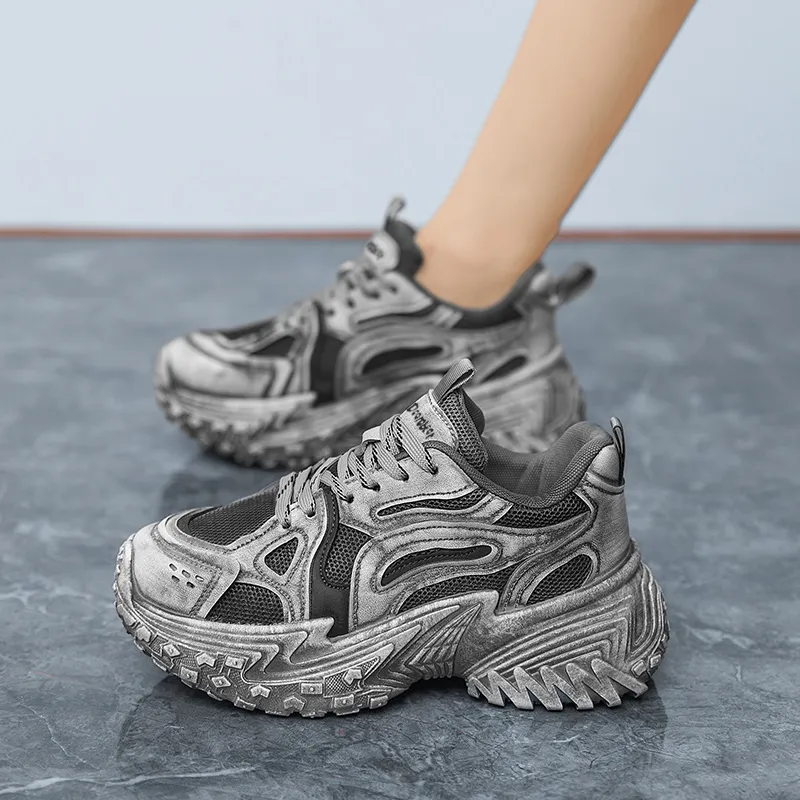 Budding Bear Anti-Slip Wear-Resistant Breathable Lightweight Height Increasing Low-Top Chunky Sneakers Unisex-30