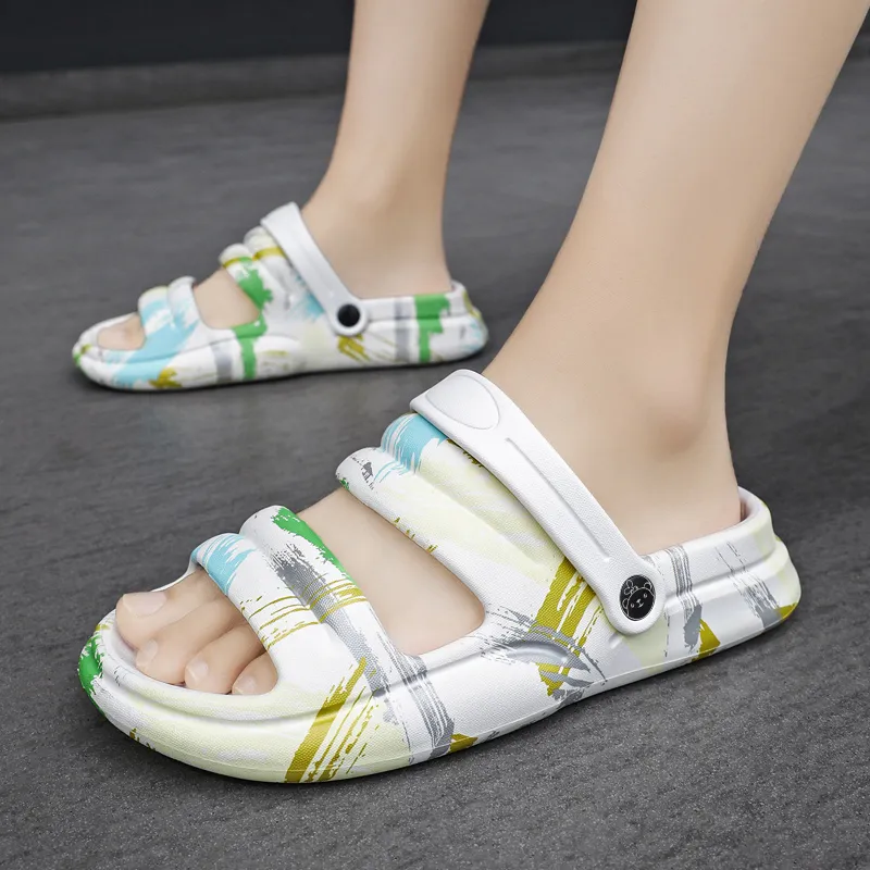 Budding Bear Beach Sandals Unisex-8