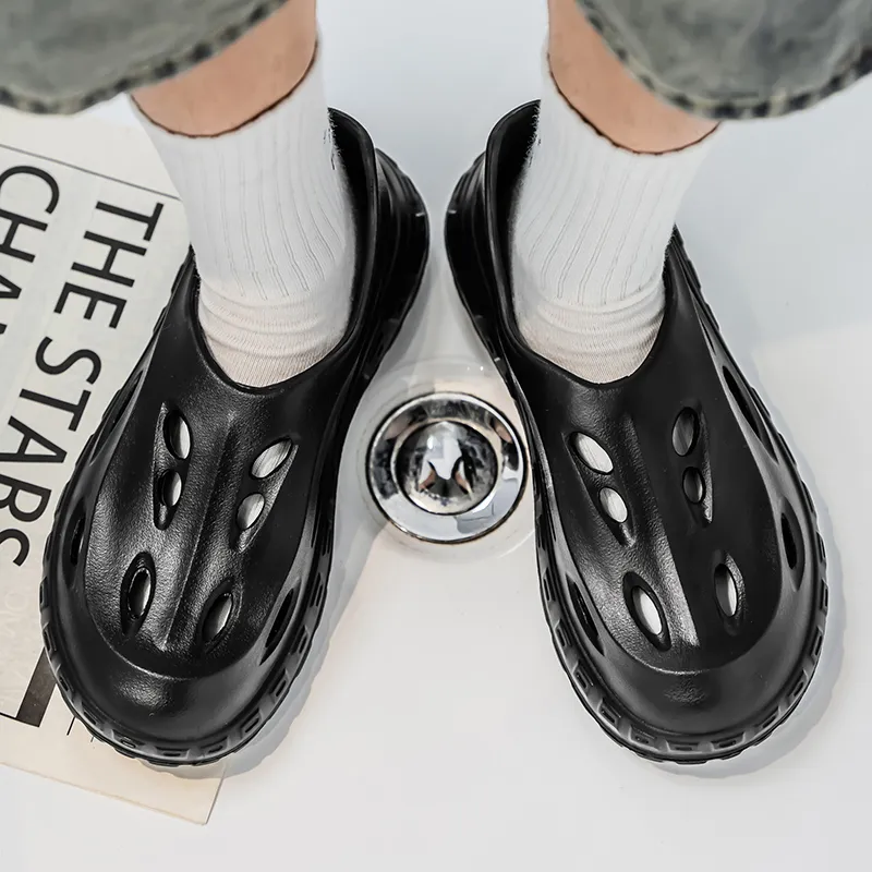 Budding Bear Clogs Men-9
