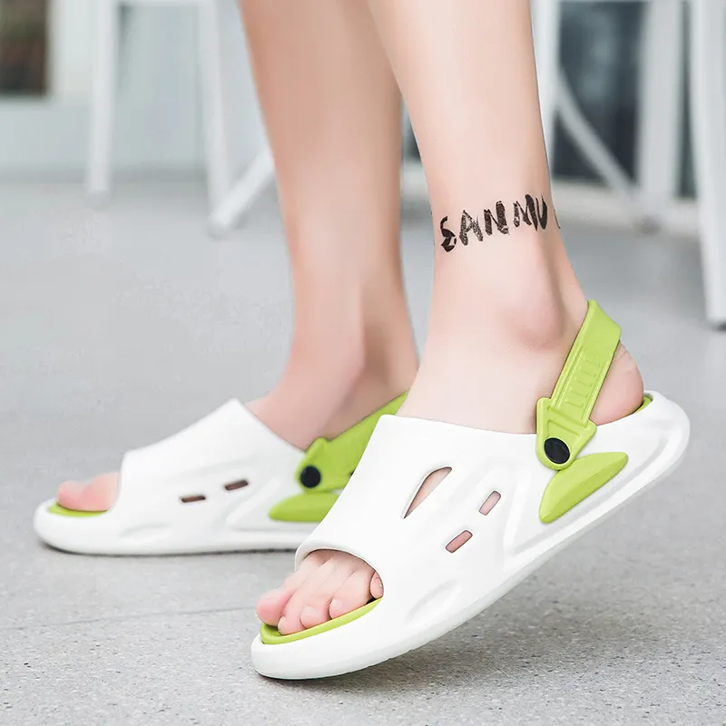 Budding Bear Beach Sandals Men's-4