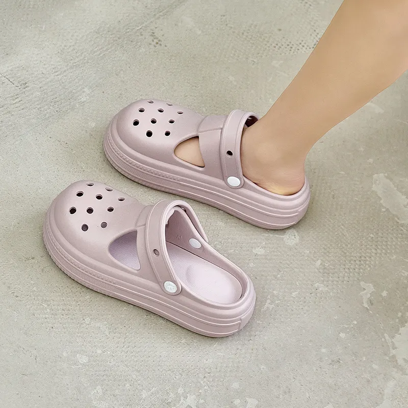 Budding Bear Clogs Women's-12