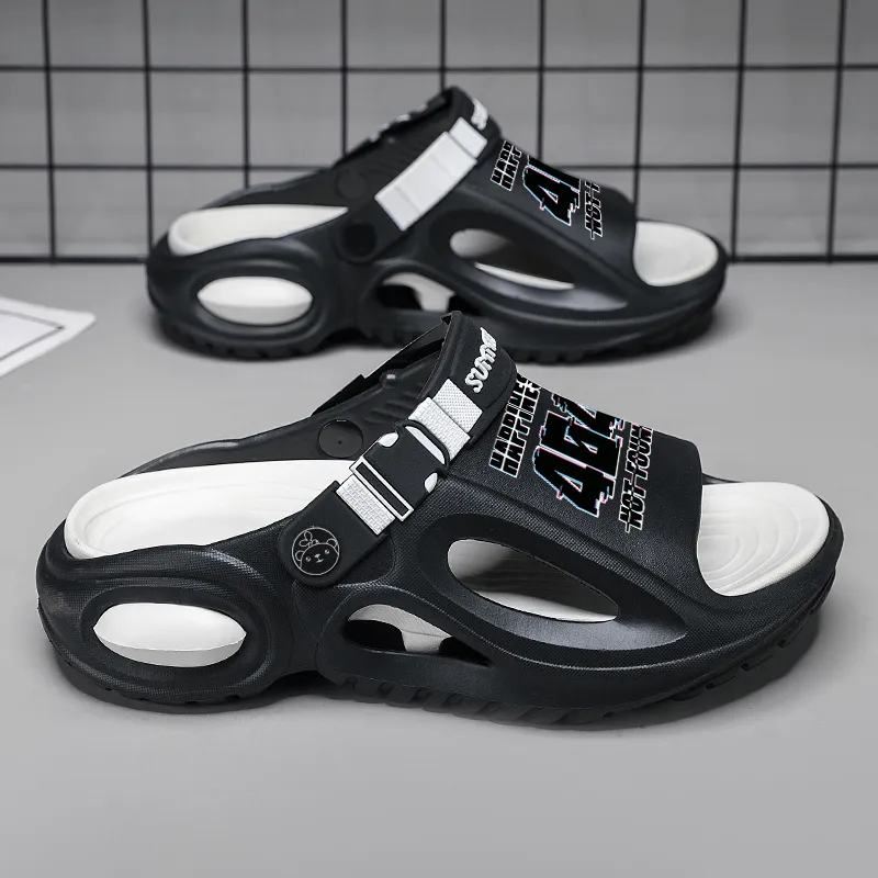 Budding Bear Beach Sandals Unisex-2