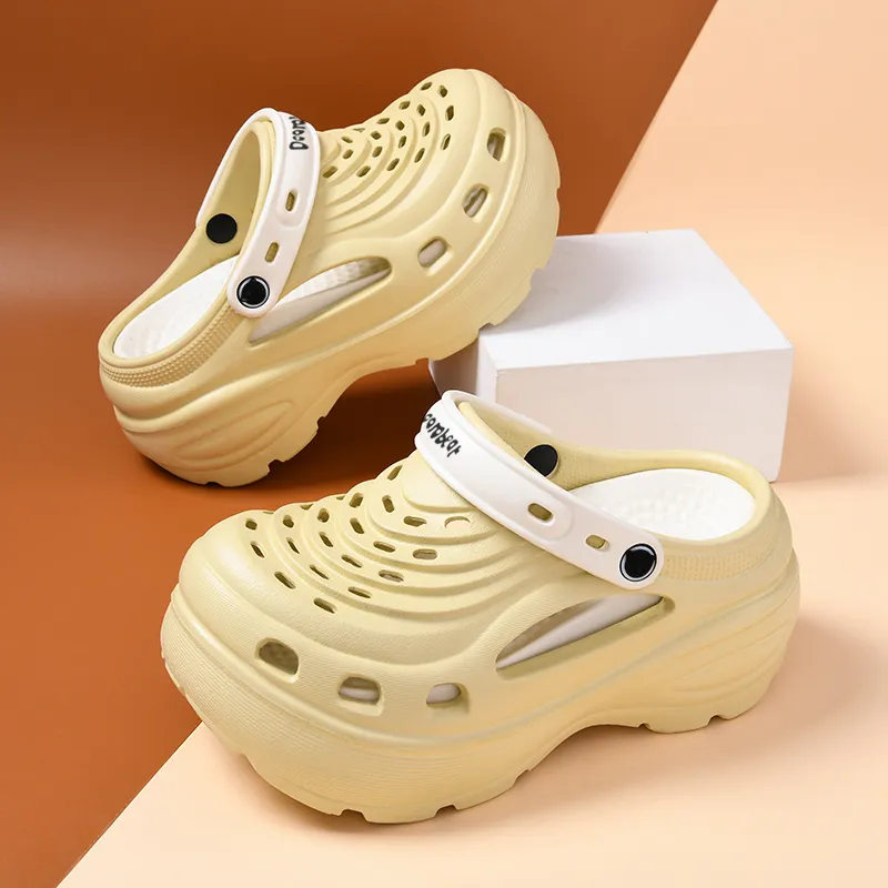 Budding Bear Clogs Women's-20
