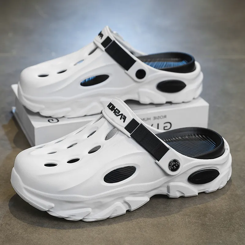Budding Bear Clogs Men-1