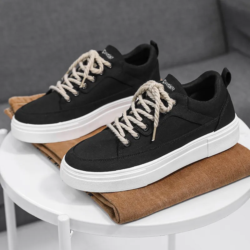 Budding Bear Low Top Canvas Shoes Men's-7