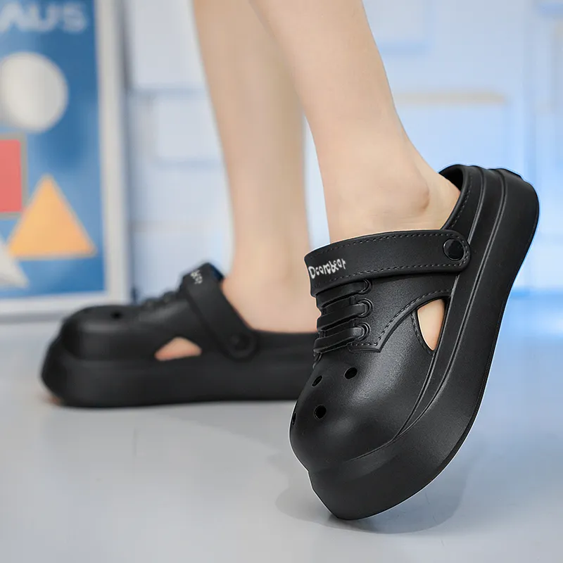 Budding Bear Clogs Unisex-9