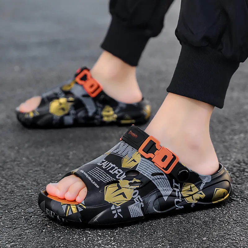 Budding Bear Beach Sandals Men's-3