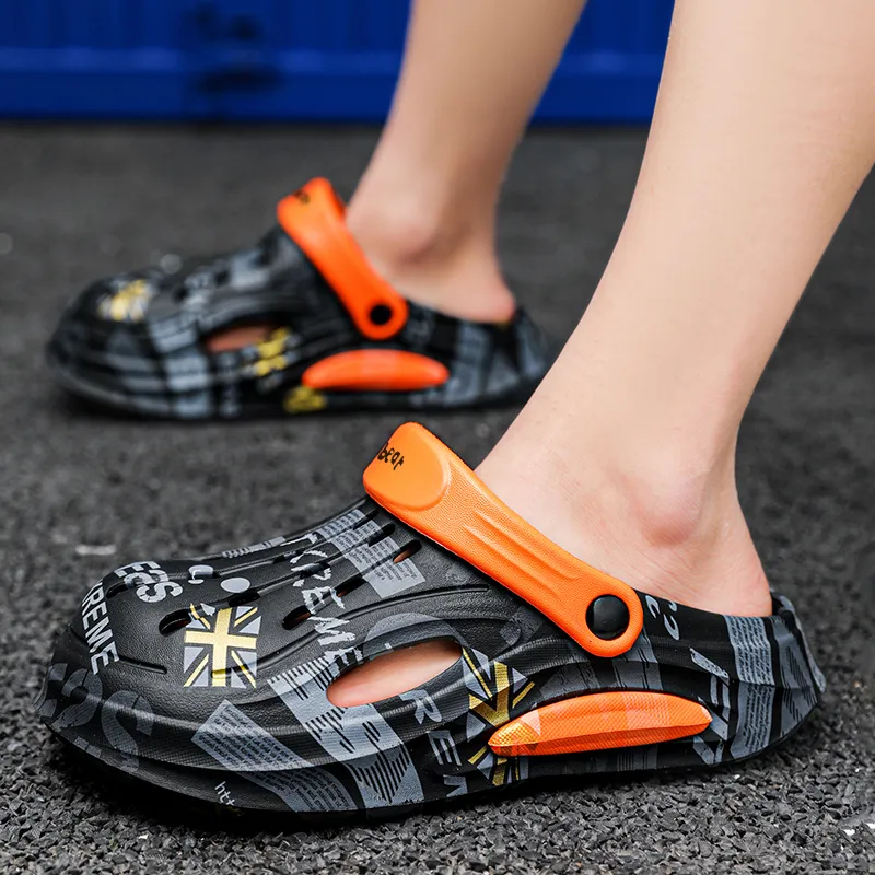Budding Bear Clogs Men-14