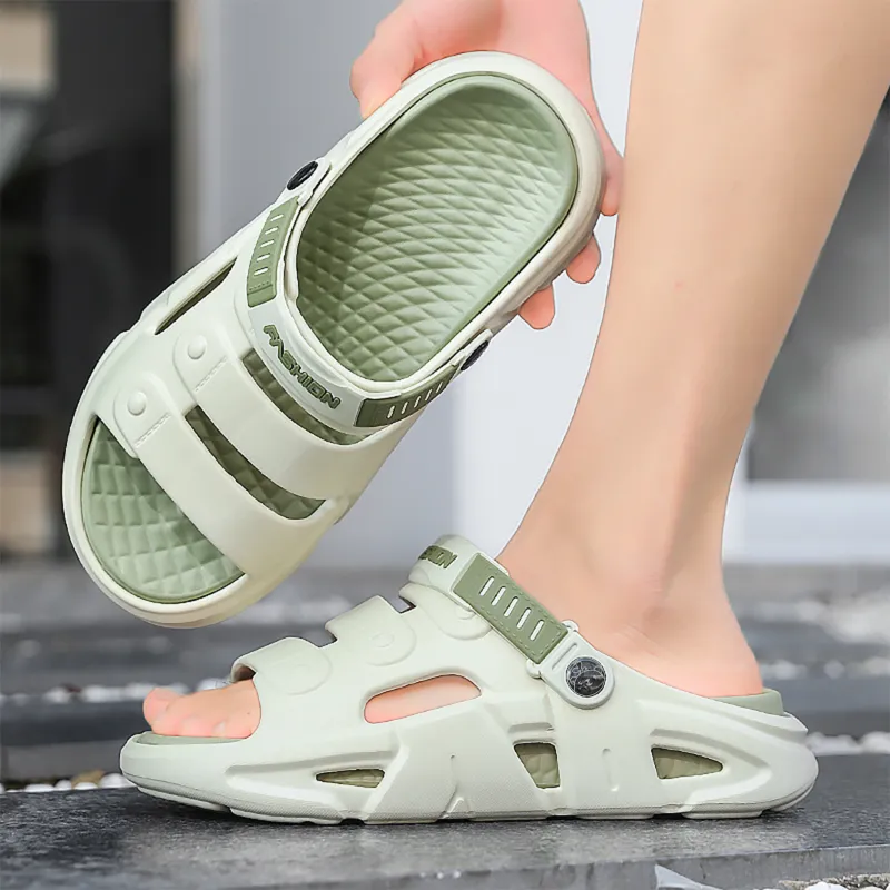Budding Bear Beach Sandals Men's-11