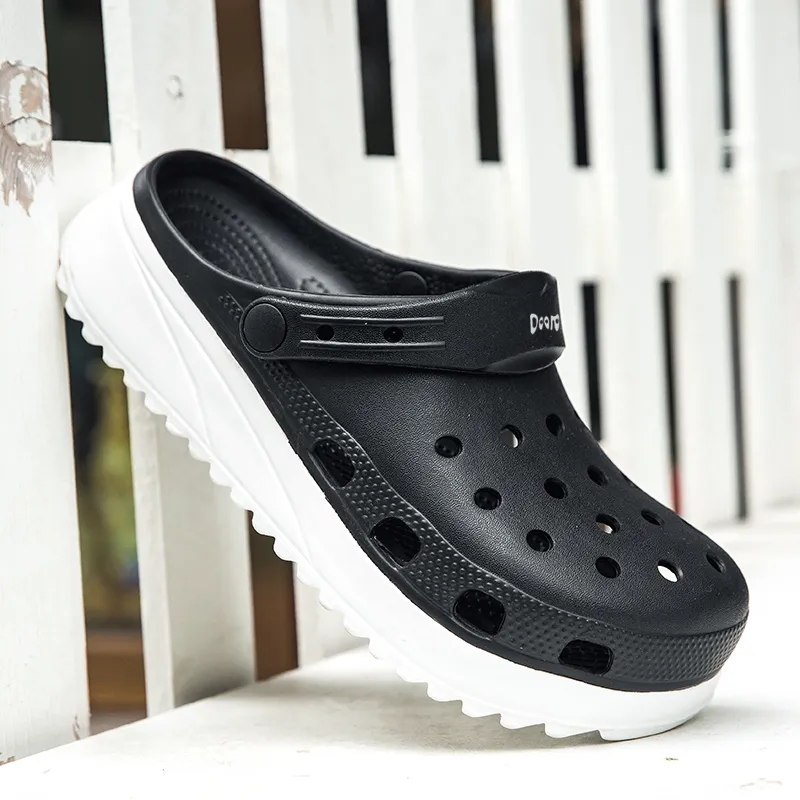 Budding Bear Clogs Men-1