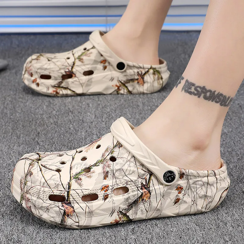 Budding Bear Clogs Men-14