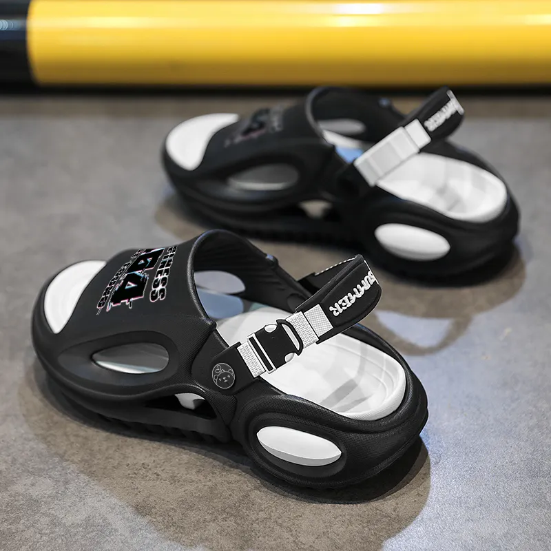 Budding Bear Beach Sandals Unisex-1