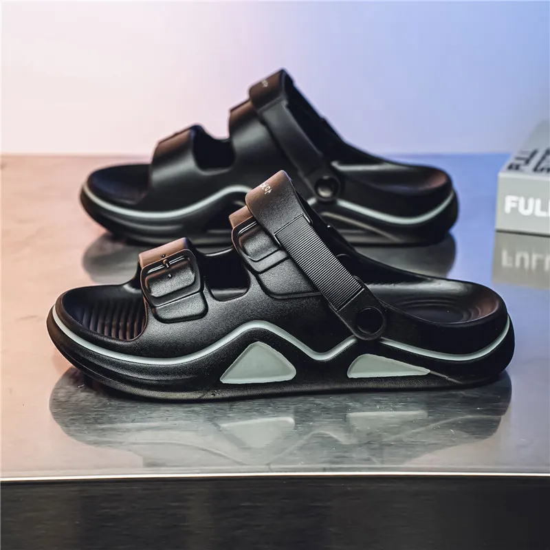 Budding Bear Beach Sandals Men's-1