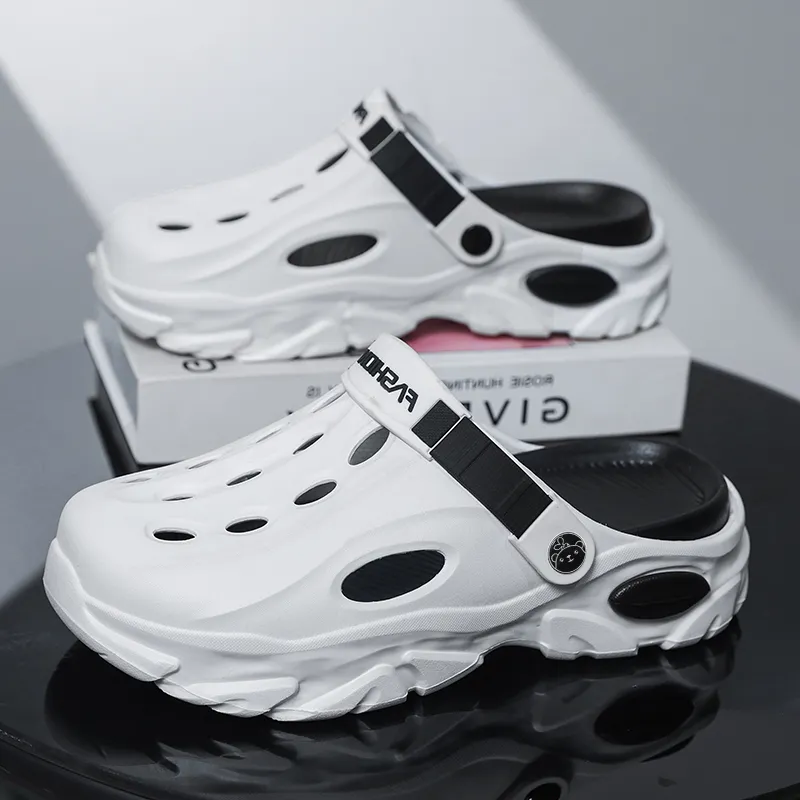 Budding Bear Clogs Men-2