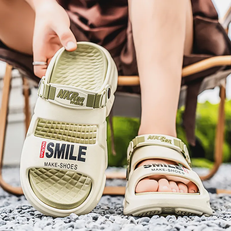 Budding Bear Beach Sandals Men's-3