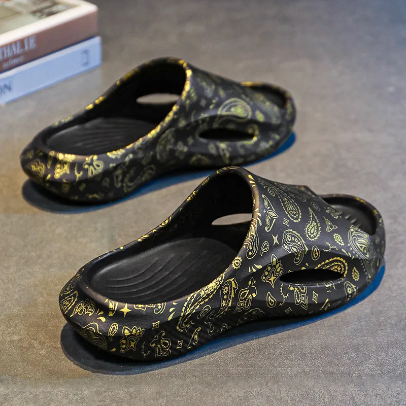 Budding Bear EVA Quiet Slip Resistant Odor Resistant Abrasion Resistant Slide Slippers Men's-1