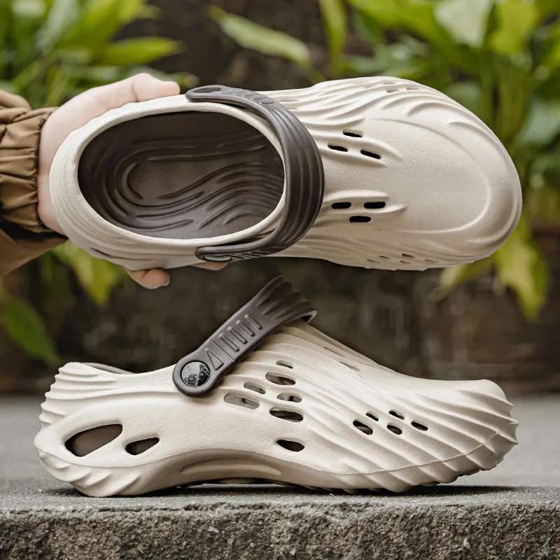 Budding Bear Clogs Men-13