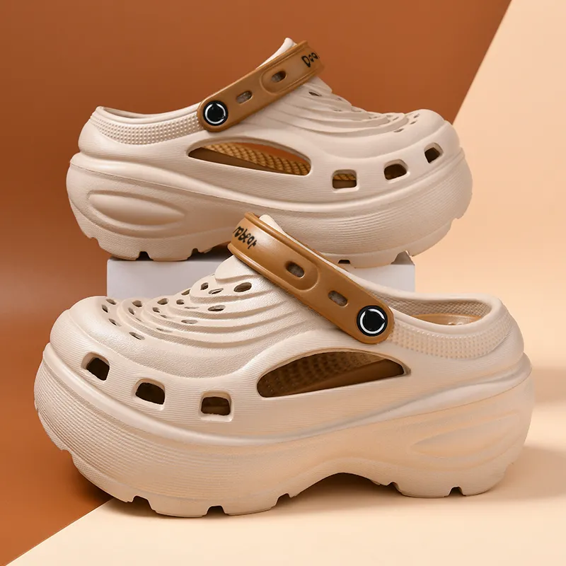 Budding Bear Clogs Women's-16