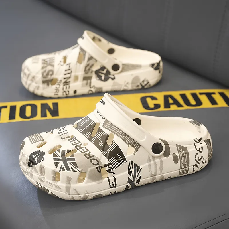 Budding Bear Clogs Men-11