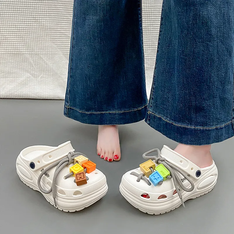 Budding Bear Clogs Women's-8