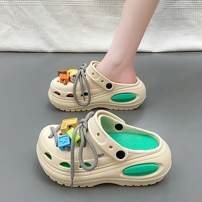 Budding Bear Clogs Women's-12