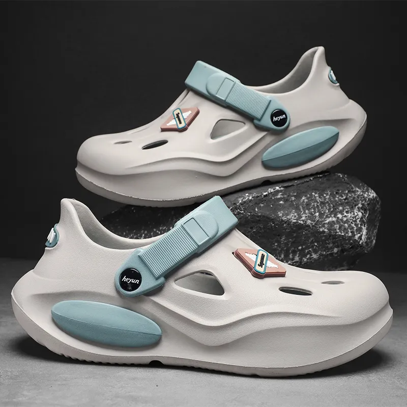 Budding Bear Clogs Unisex-8