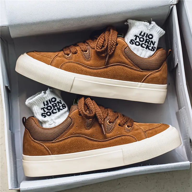 Budding Bear Low Top Skateboard Shoes Men's-11