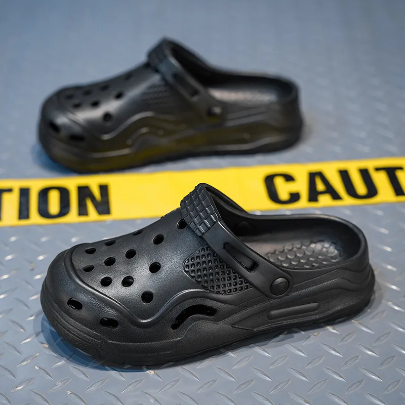 Budding Bear Clogs Men-5