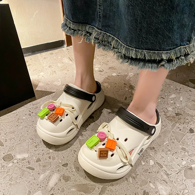 Budding Bear Clogs Women's-9
