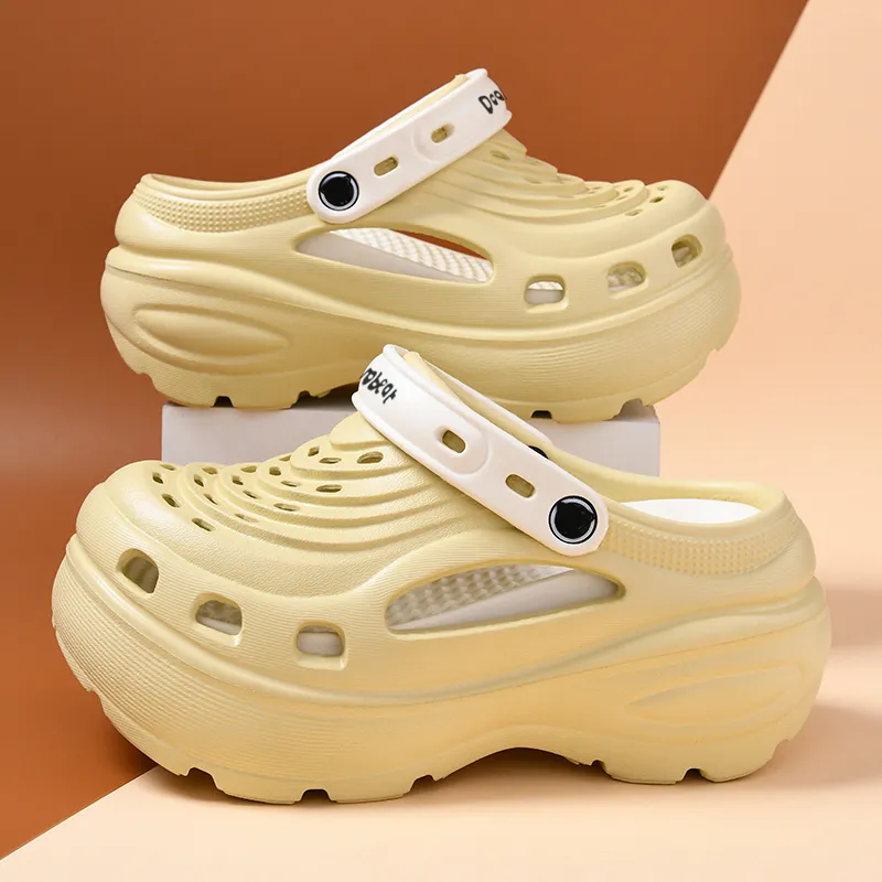 Budding Bear Clogs Women's-22