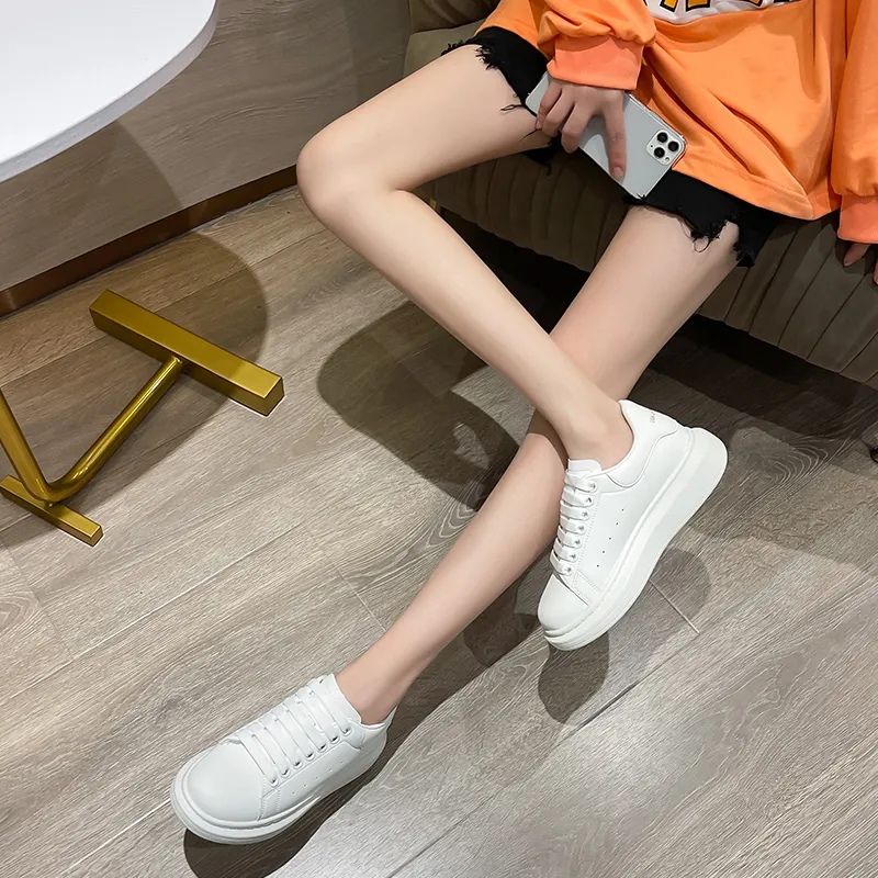 Budding Bear Slip Resistant, Abrasion Resistant, Breathable, Support, Height Increasing Low Top Skateboard Shoes Unisex-10