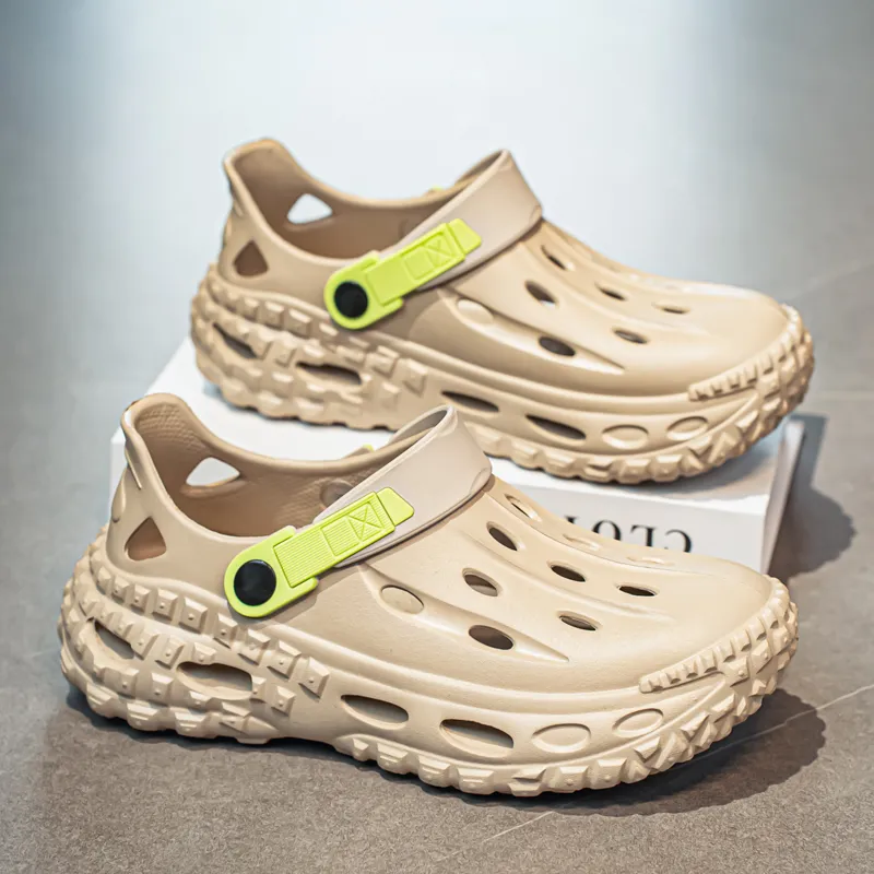 Budding Bear Clogs Men-7
