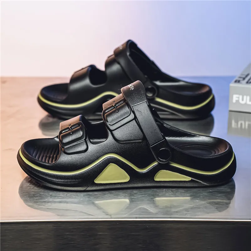 Budding Bear Beach Sandals Men's-6
