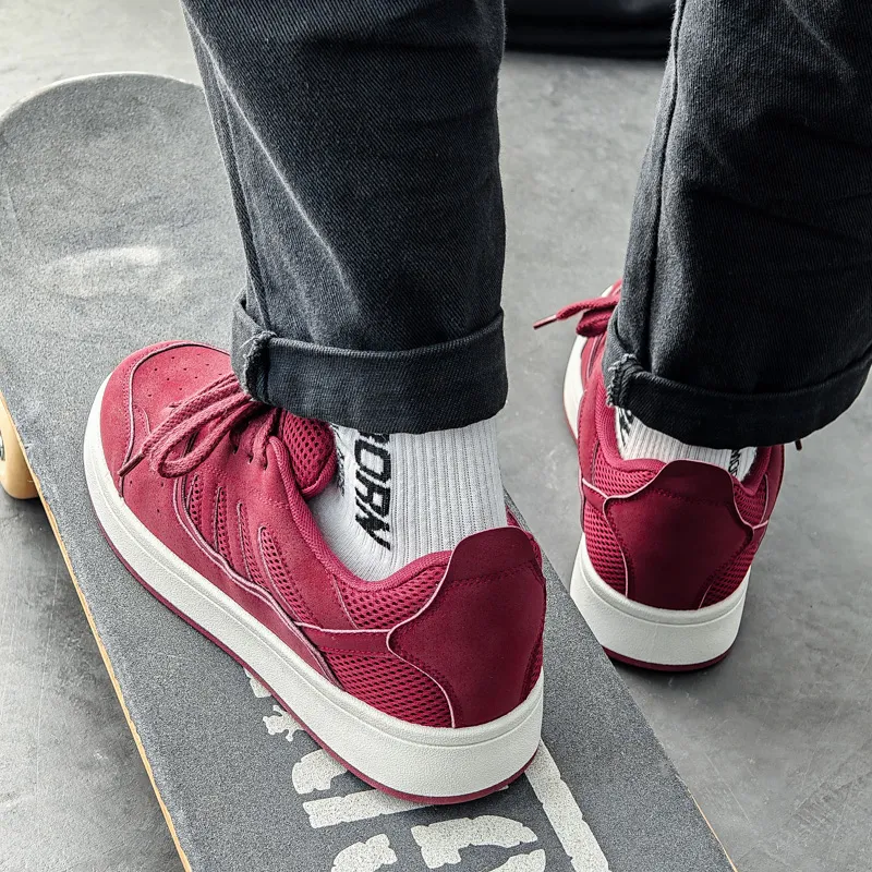 Budding Bear Low Top Skateboard Shoes Men's-5