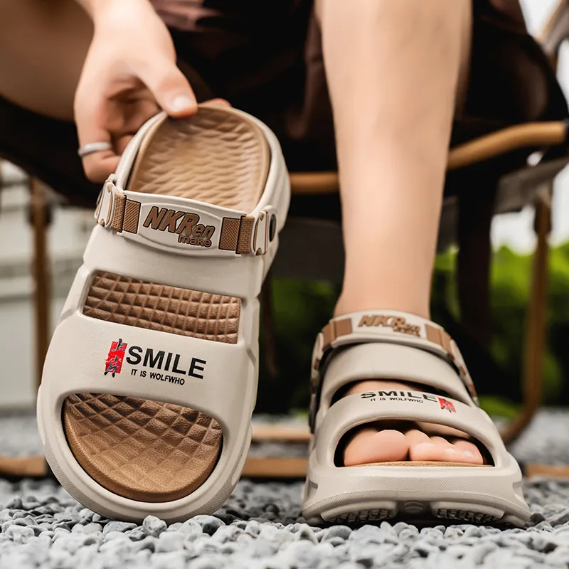 Budding Bear Beach Sandals Men's-8