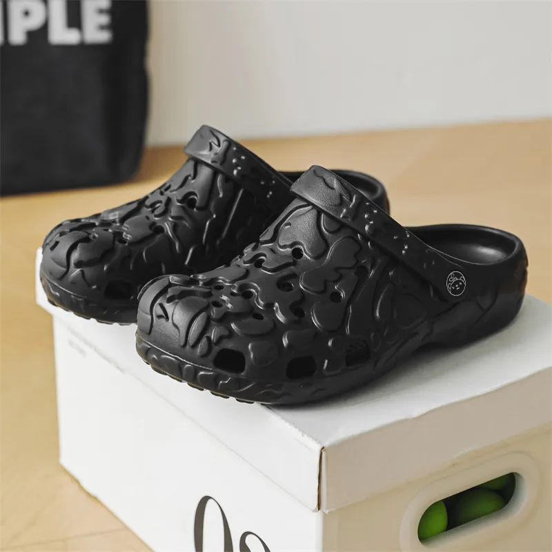 Budding Bear Clogs Men-1