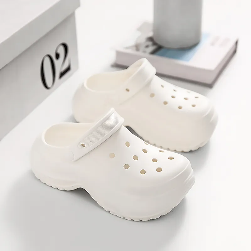 Budding Bear Clogs Women's-7