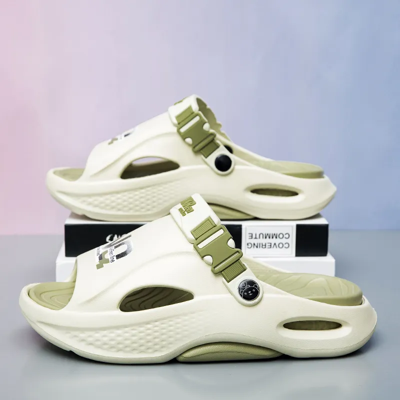 Budding Bear Beach Sandals Men's-17