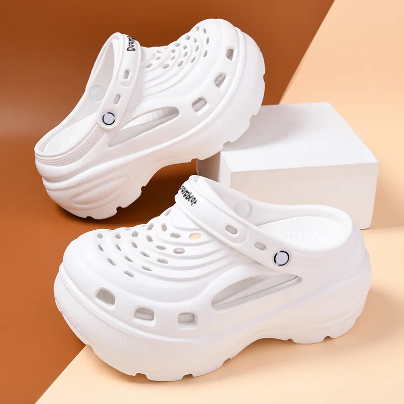 Budding Bear Clogs Women's-8