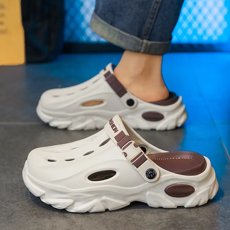 Budding Bear Clogs Men-8