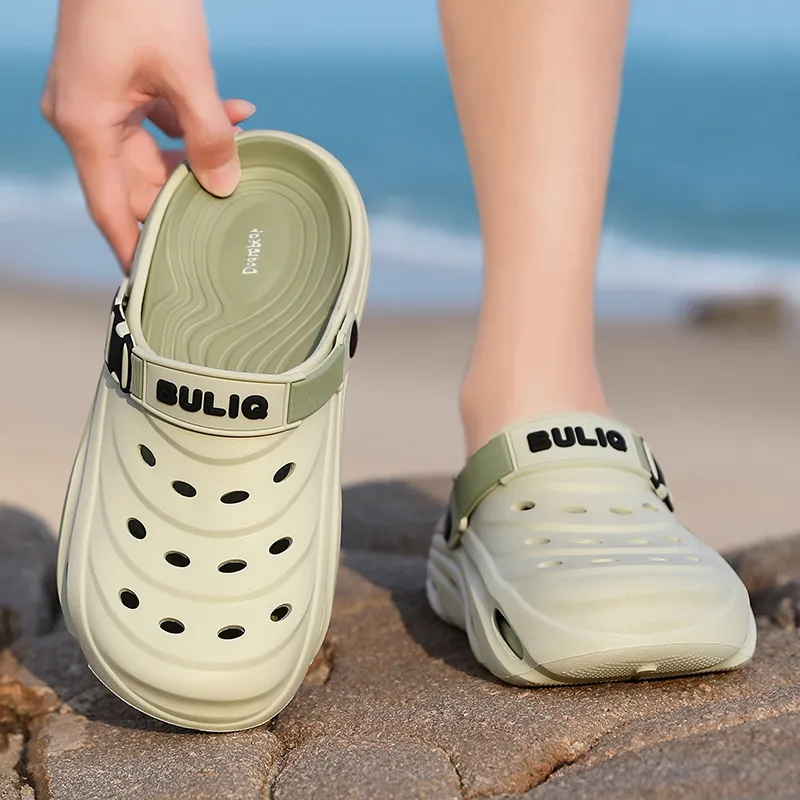 Budding Bear Clogs Men-18