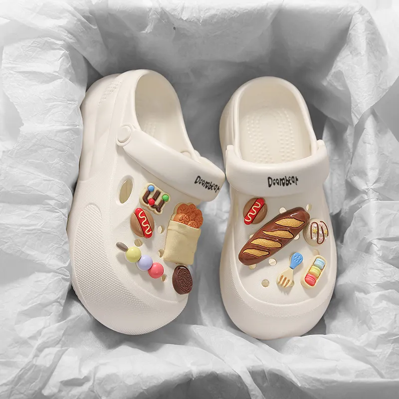 Budding Bear Clogs Women's-11