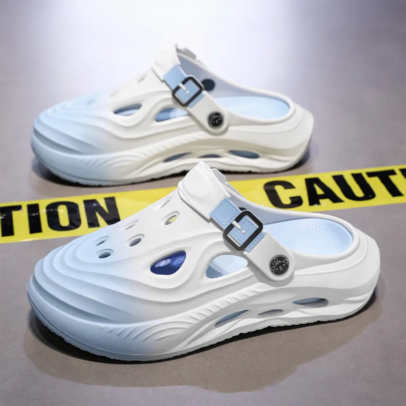 Budding Bear Clogs Men-7