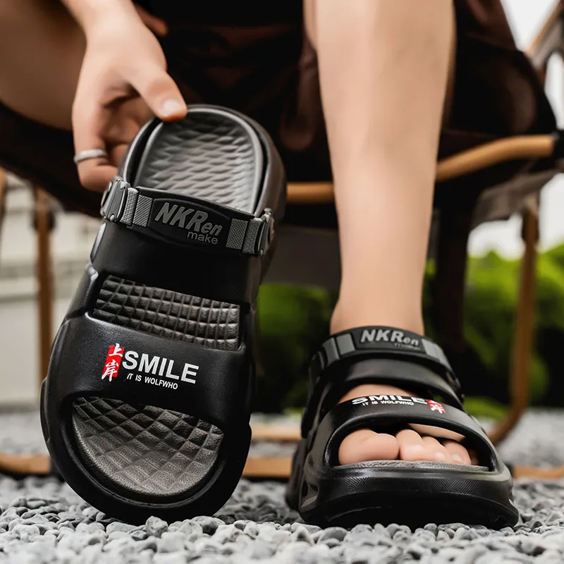 Budding Bear Beach Sandals Men's-3