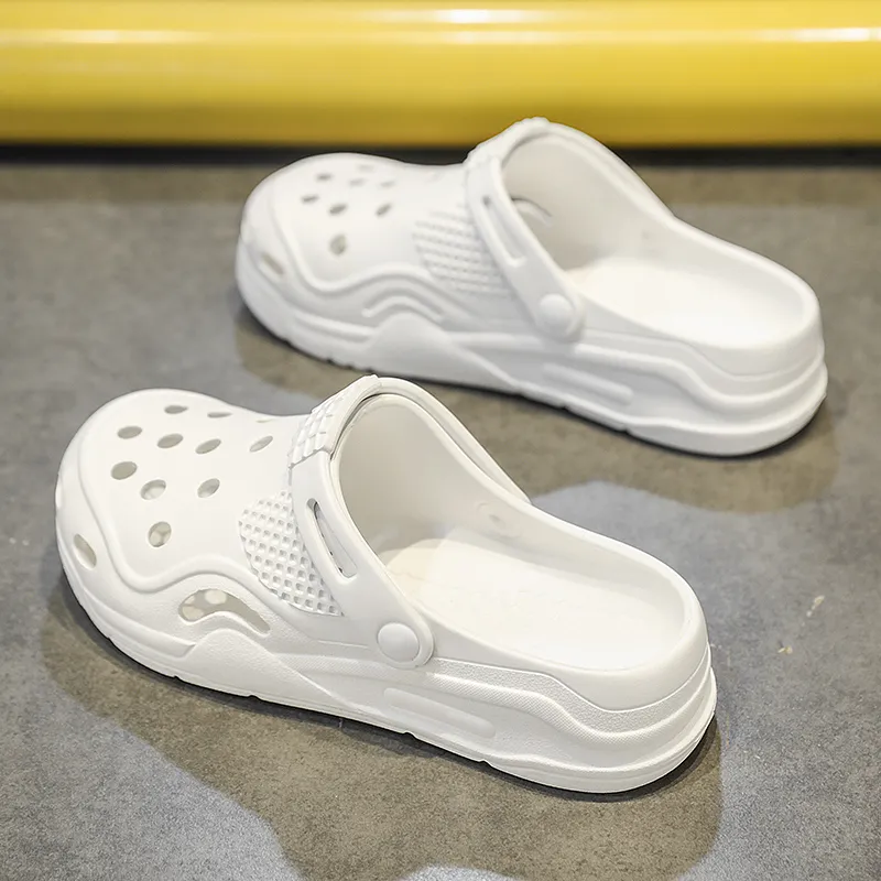 Budding Bear Clogs Men-2